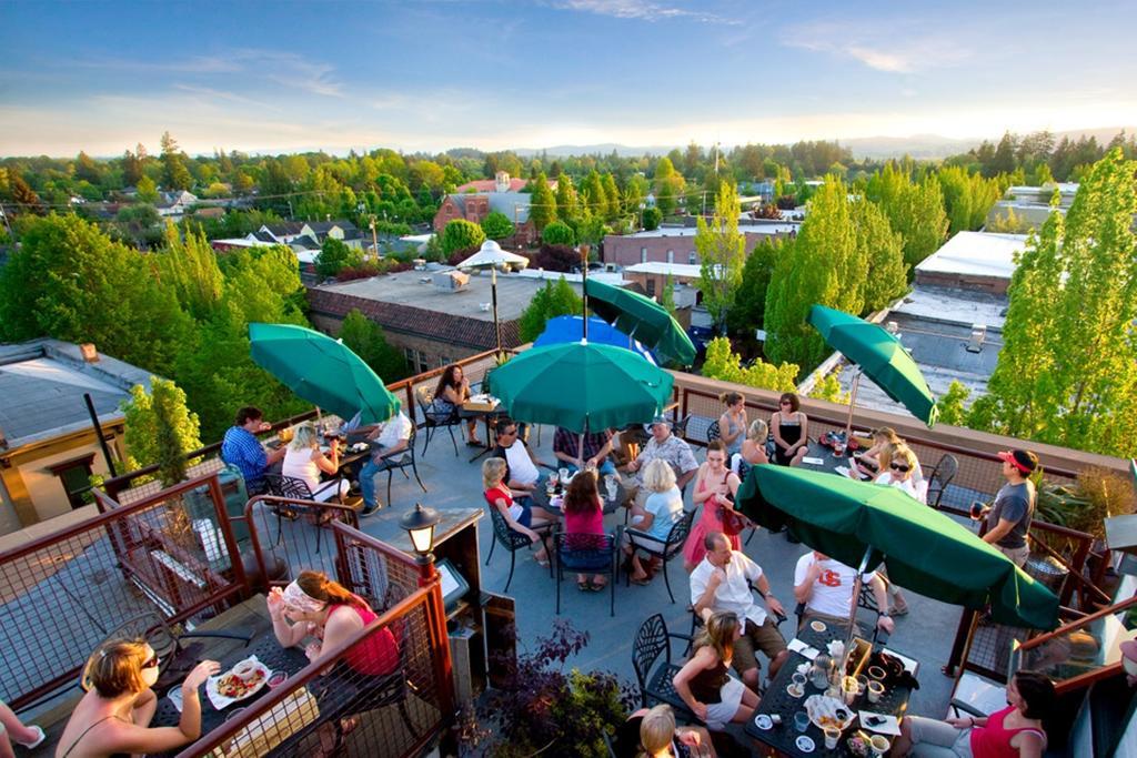 Mcmenamins Hotel Oregon McMinnville Εξωτερικό φωτογραφία